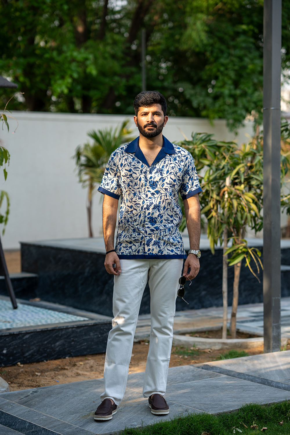 Contrast Collar Printed Linen Shirt