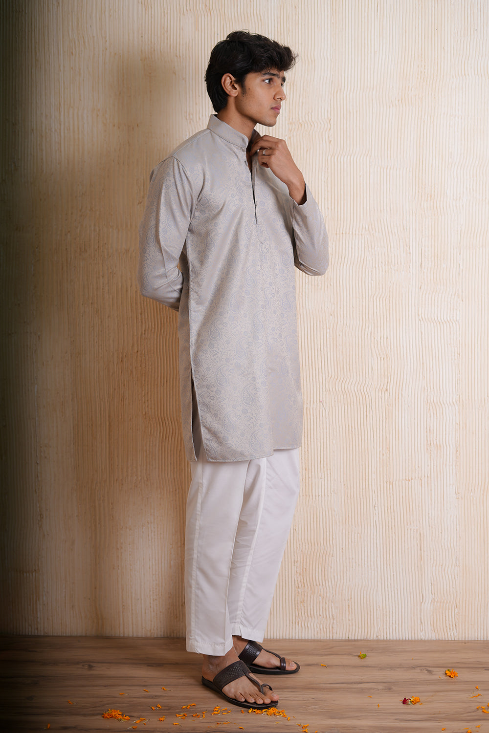Grid Patterned Kurta