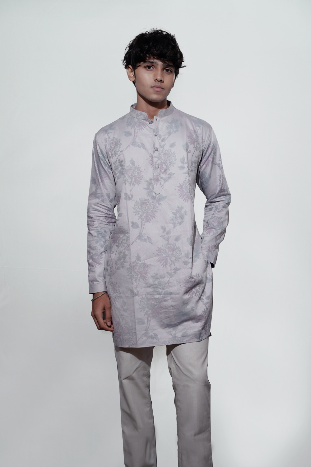 Ivory Grey Floral Woven Kurta